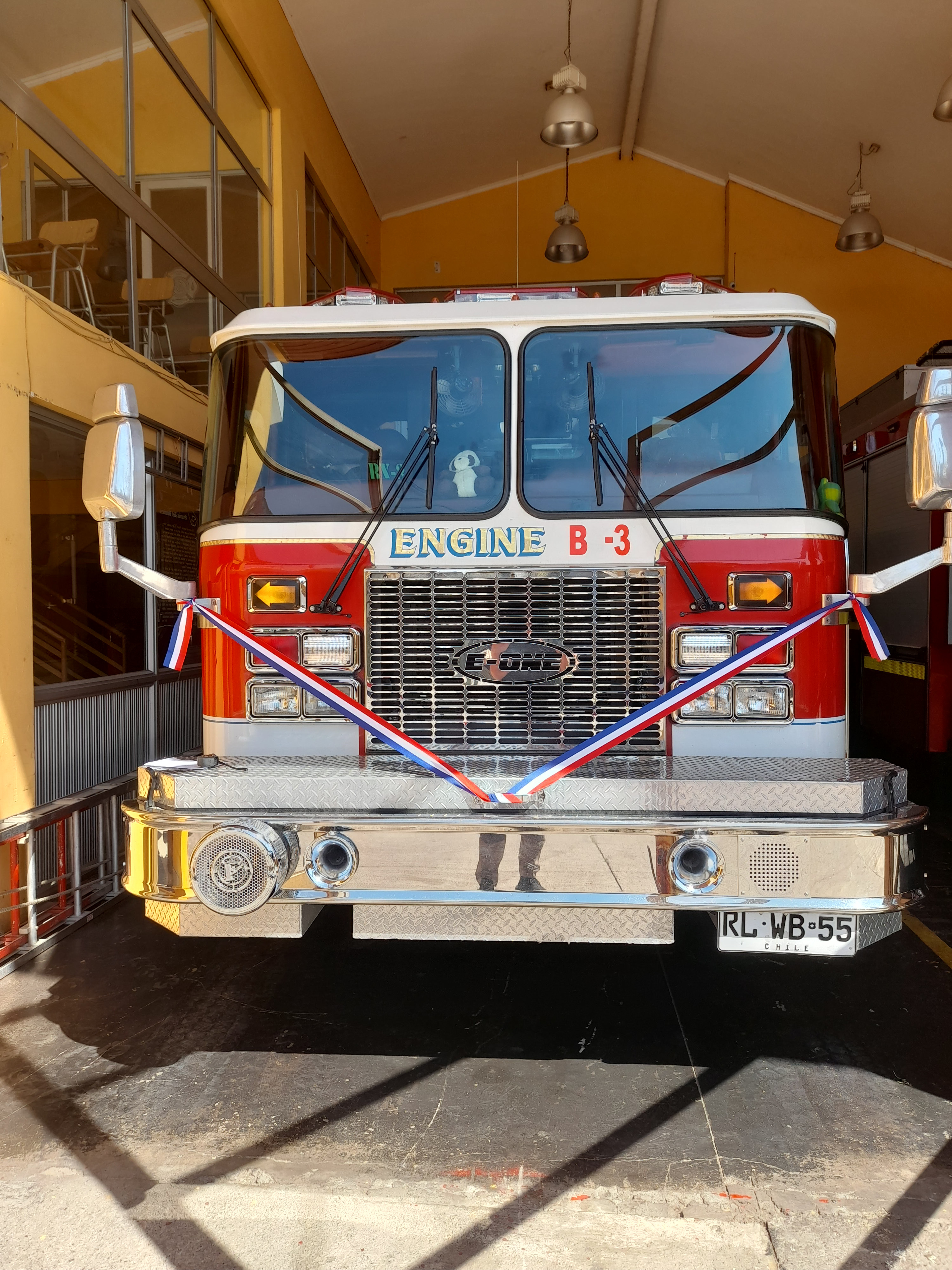BX-3 — Unidad de Abastecimiento (E-ONE Cyclone AUT)